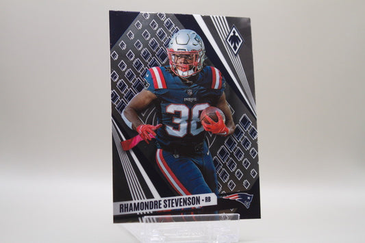 45 - Rhamondre Stevenson