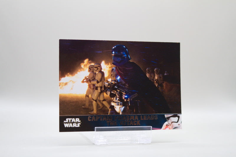 5 - Captain Phasma Leads the Attack